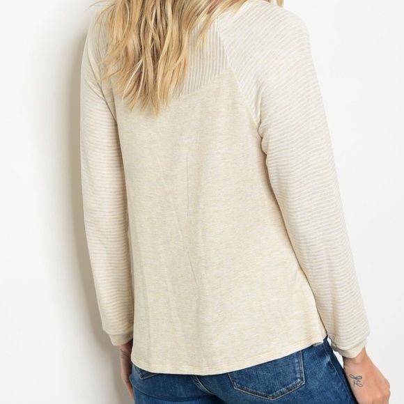 1 left! USA Made! Soft Cream striped Top w Pocket - Picture 2 of 2